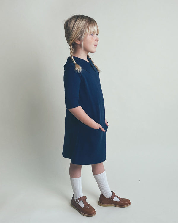 Robe de soeur en bleu, 100% coton durable, design islandais 